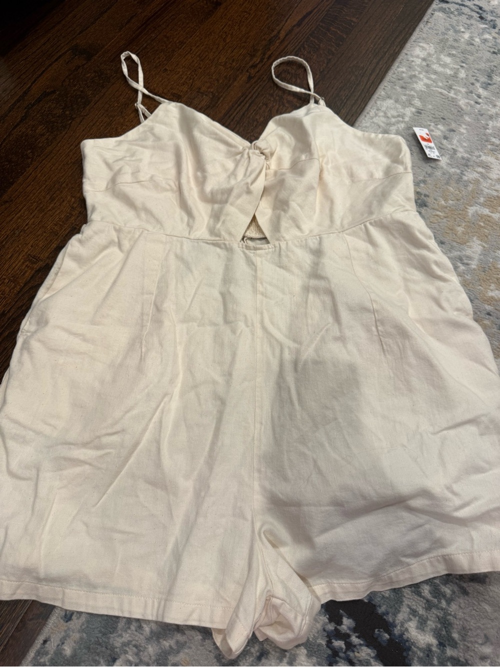 NWT Old Navy Cream Romper Size XL